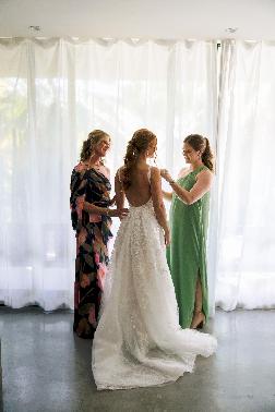 Anne Barge Wedding Gown Photo by Talia Lopez Photography