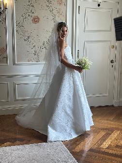 Anne Barge Wedding Dress